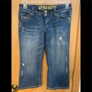 Women’s jean capri’s